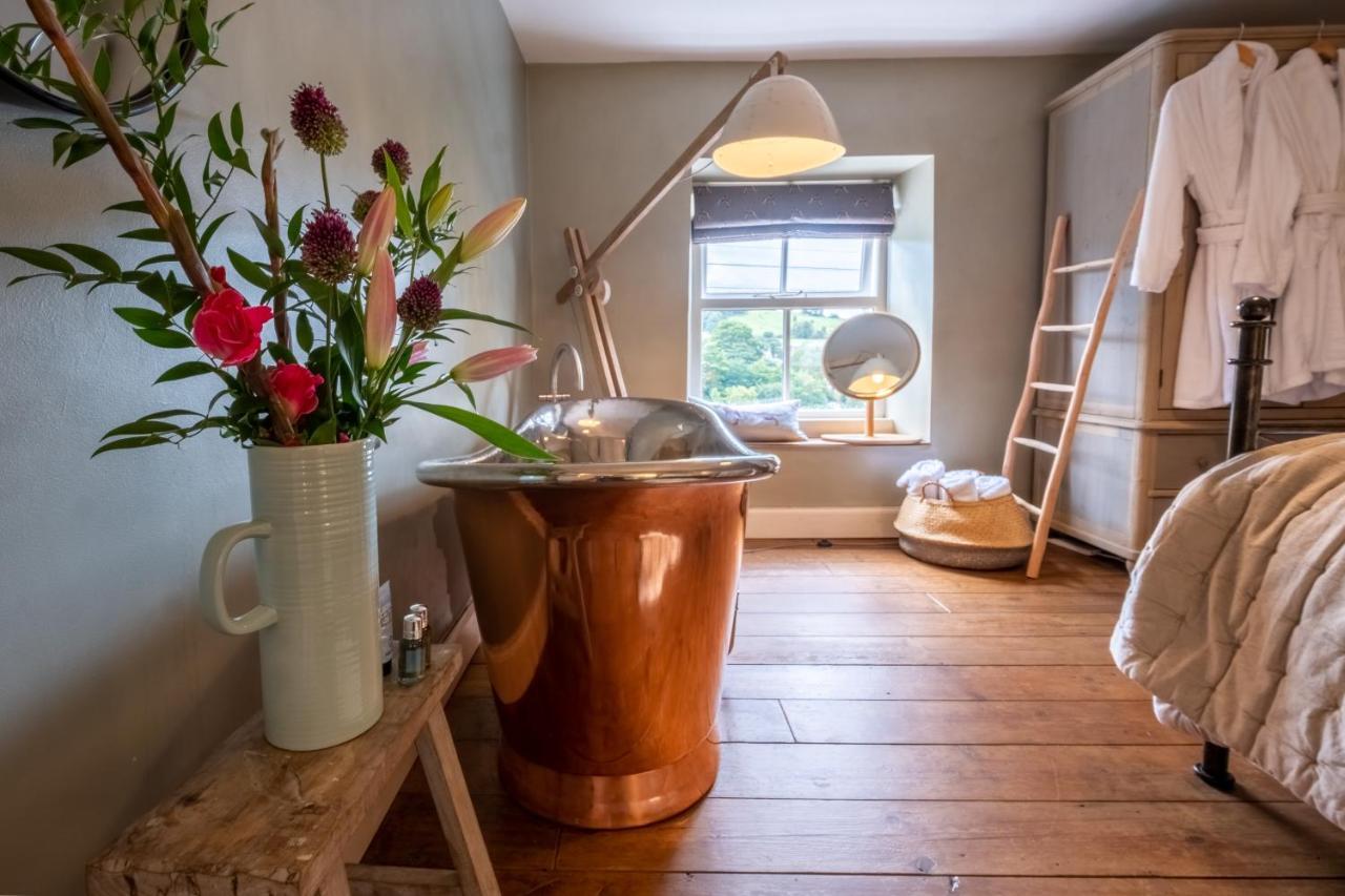 Sett Cottage, Hayfield ヘイフィールド エクステリア 写真